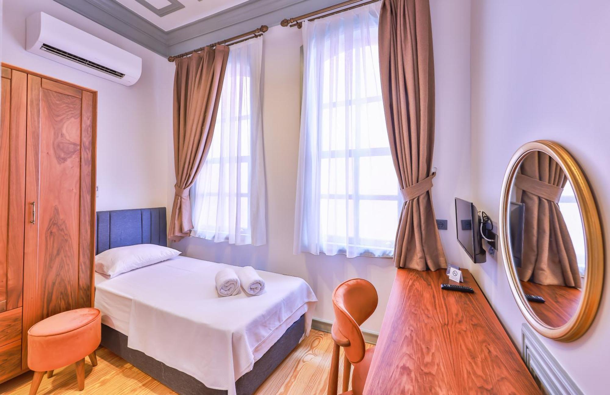 Va Mansion Hotel อิสตันบูล ภายนอก รูปภาพ