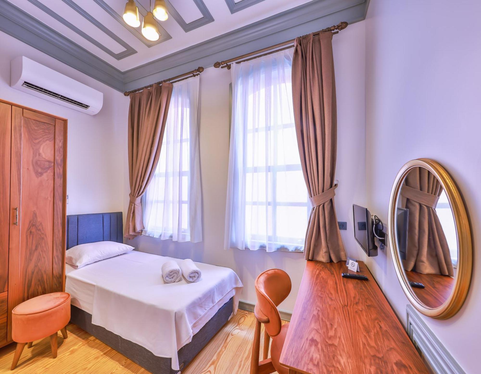Va Mansion Hotel อิสตันบูล ภายนอก รูปภาพ