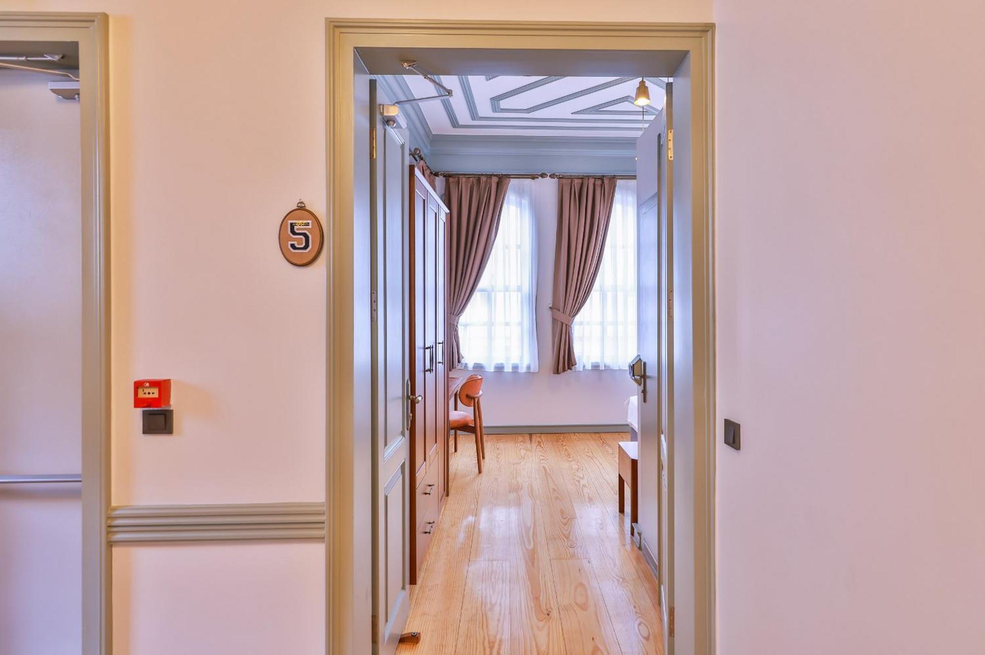 Va Mansion Hotel อิสตันบูล ภายนอก รูปภาพ